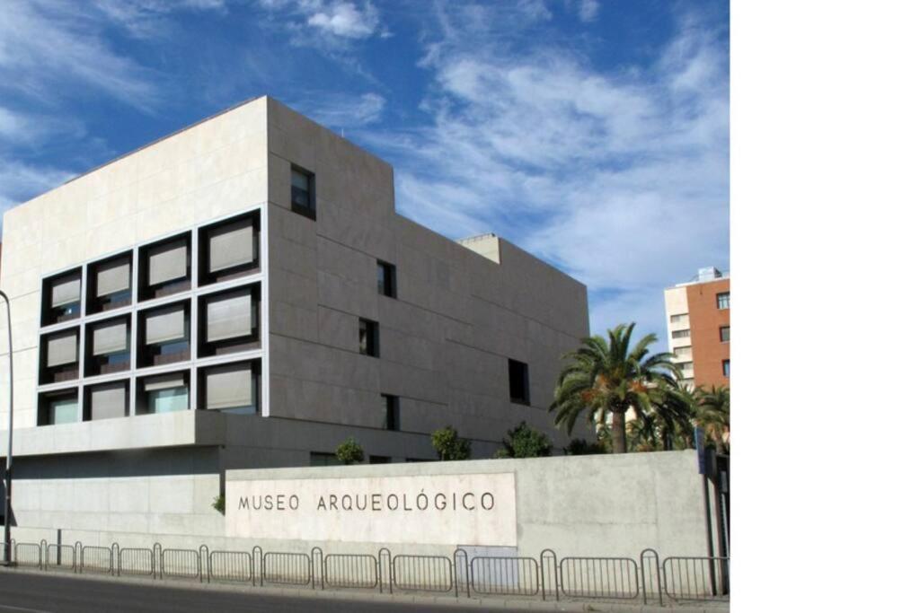 Precioso Piso En Almeria Centro Con Parking Gratis ภายนอก รูปภาพ
